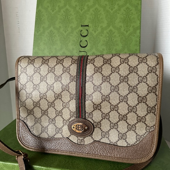 Authentic Gucci Crossbody/Shoulder Bag GG Sherry Line. - Picture 4 of 17